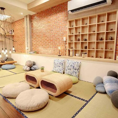 Bird Series B&B&Hostel複合式民宿#本國旅客須先匯款 Ταϊνάν Εξωτερικό φωτογραφία