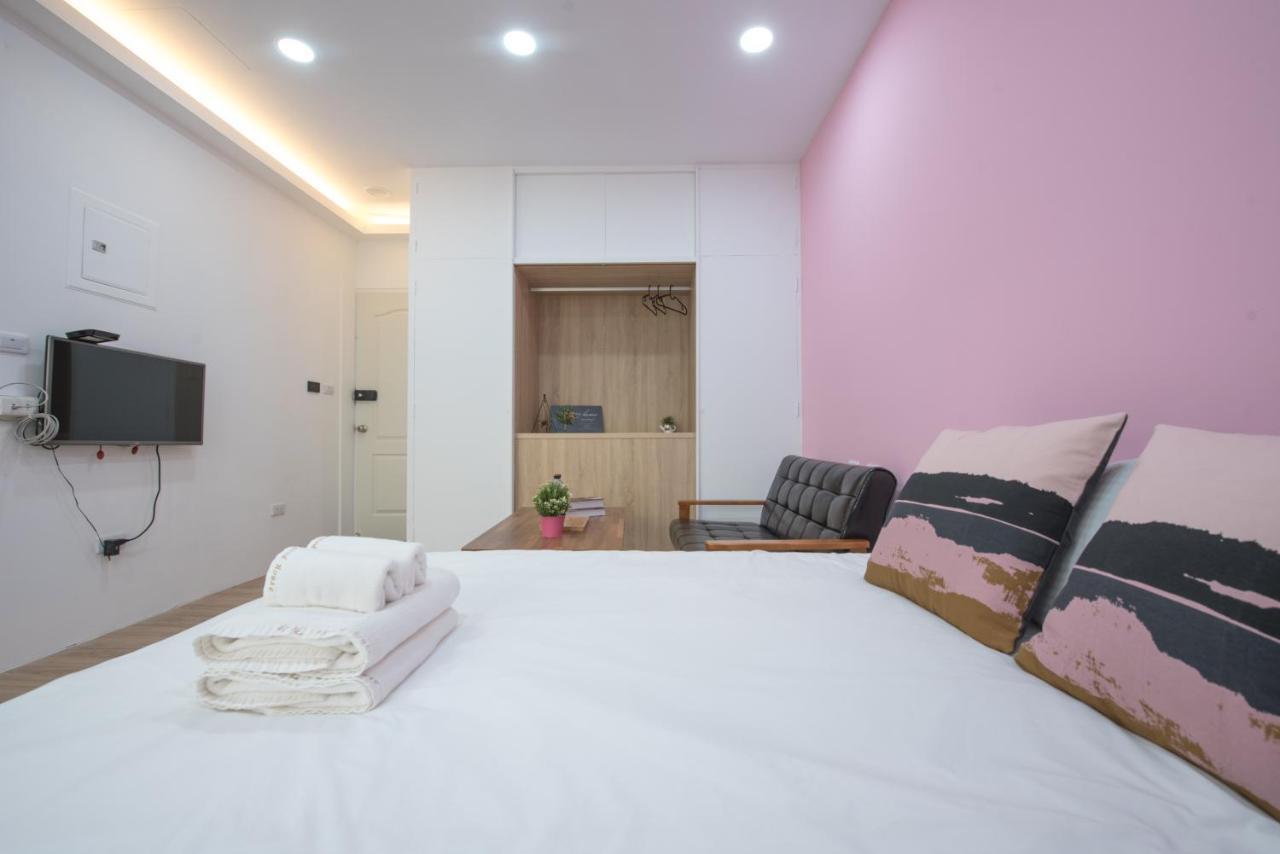 Bird Series B&B&Hostel複合式民宿#本國旅客須先匯款 Ταϊνάν Εξωτερικό φωτογραφία