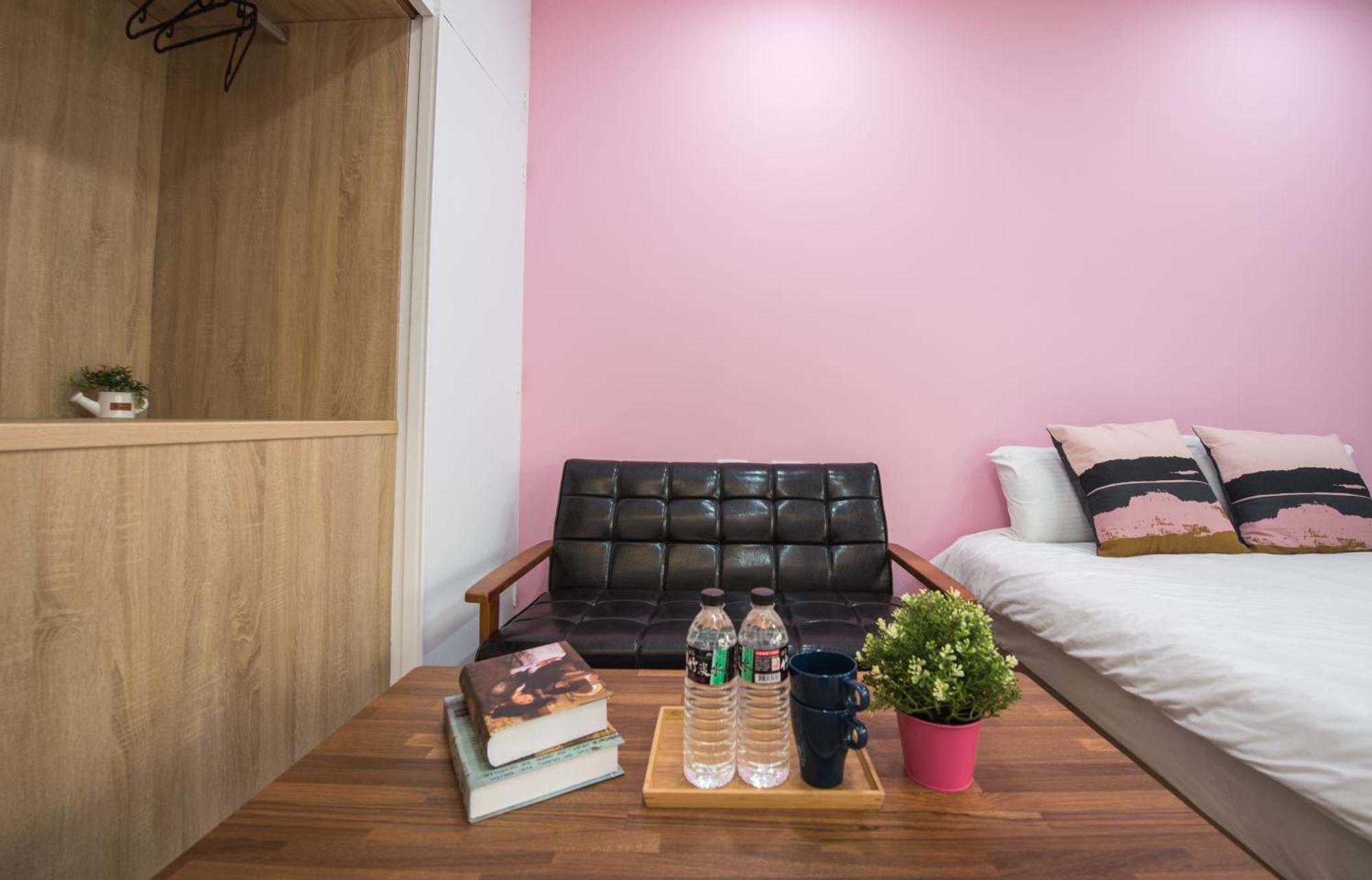 Bird Series B&B&Hostel複合式民宿#本國旅客須先匯款 Ταϊνάν Εξωτερικό φωτογραφία