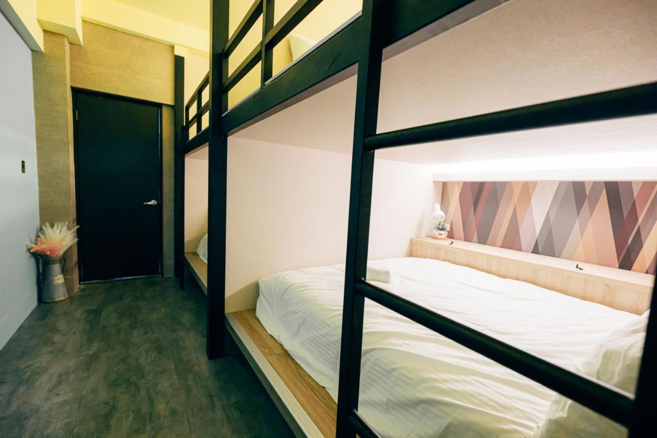 Bird Series B&B&Hostel複合式民宿#本國旅客須先匯款 Ταϊνάν Εξωτερικό φωτογραφία