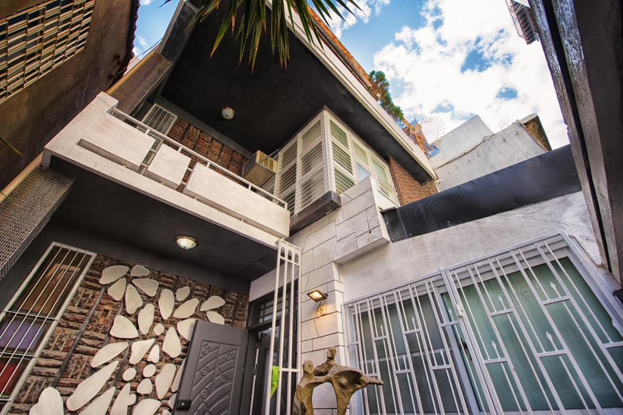 Bird Series B&B&Hostel複合式民宿#本國旅客須先匯款 Ταϊνάν Εξωτερικό φωτογραφία