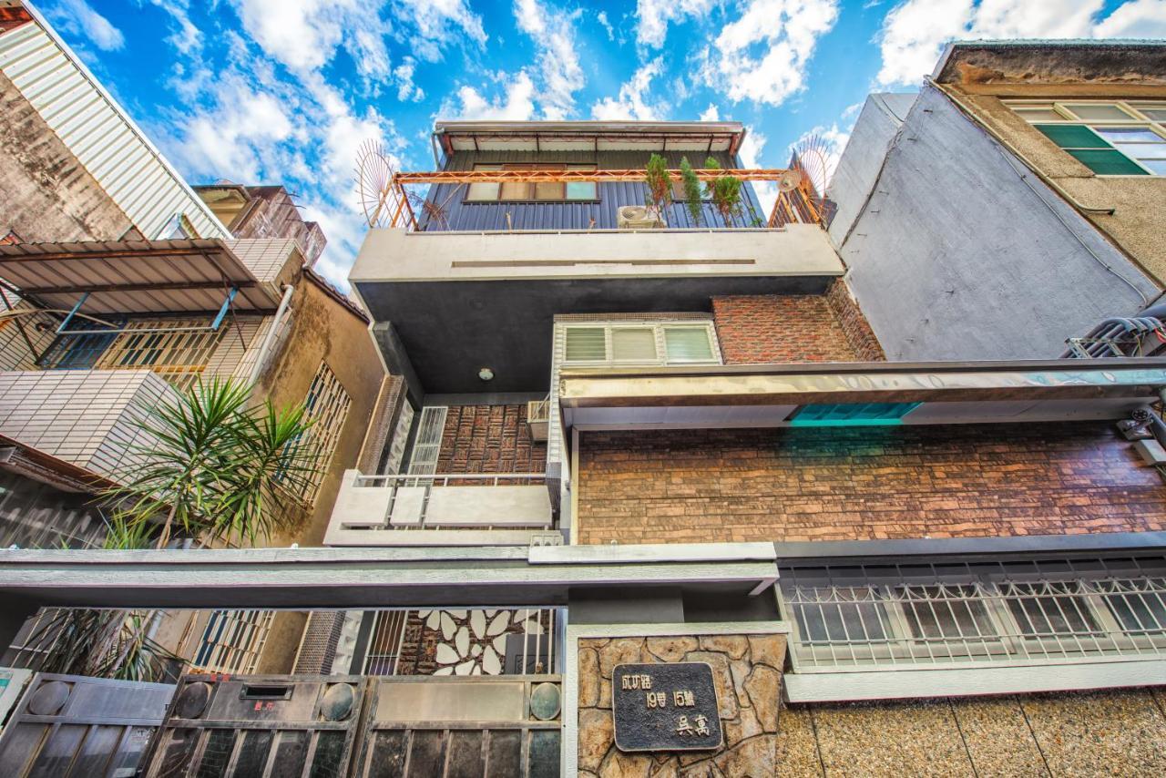 Bird Series B&B&Hostel複合式民宿#本國旅客須先匯款 Ταϊνάν Εξωτερικό φωτογραφία