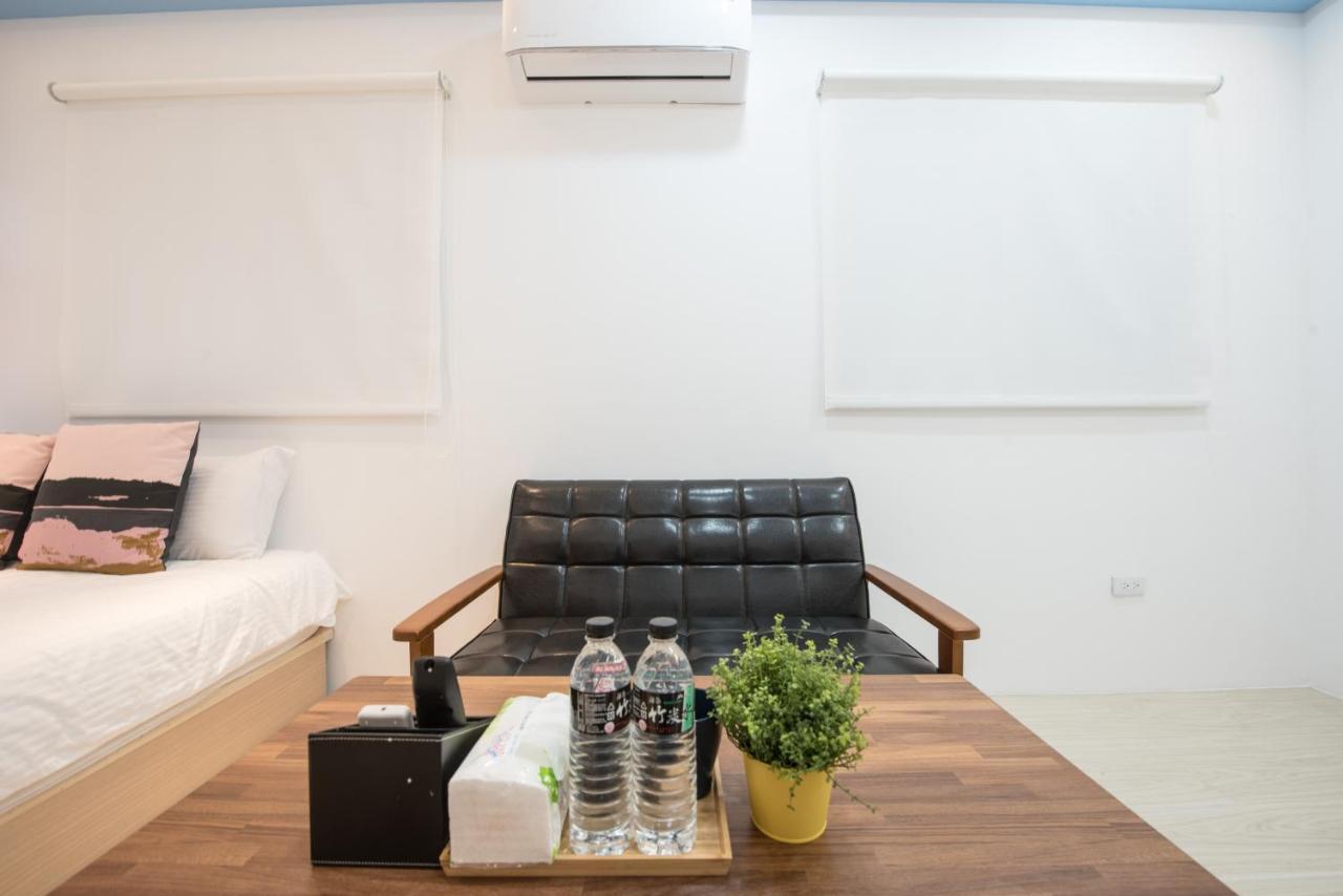 Bird Series B&B&Hostel複合式民宿#本國旅客須先匯款 Ταϊνάν Εξωτερικό φωτογραφία